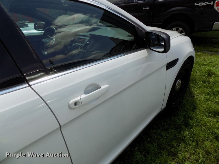 image for item DE7717 2013 Ford Taurus Police Interceptor