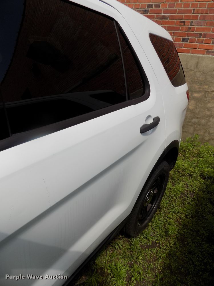 image for item DE7718 2013 Ford Explorer Police Interceptor SUV