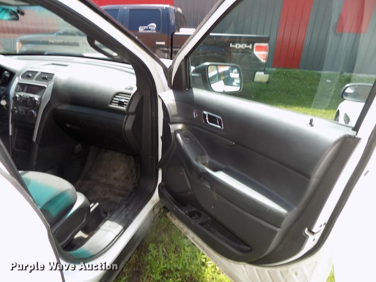 image for item DE7718 2013 Ford Explorer Police Interceptor SUV