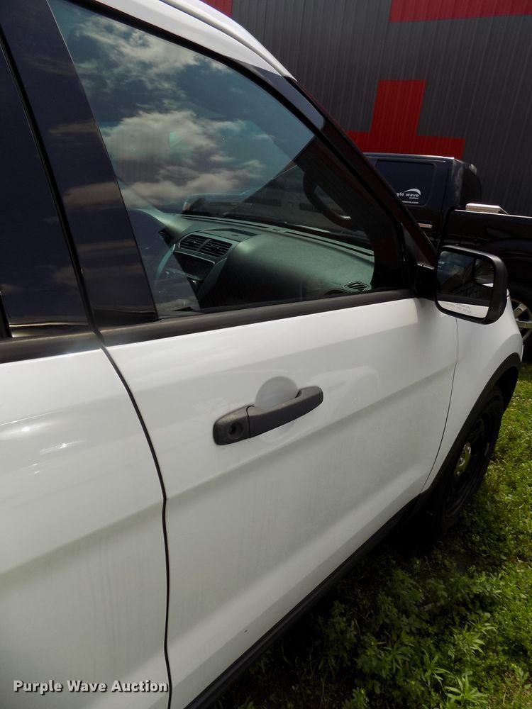 image for item DE7718 2013 Ford Explorer Police Interceptor SUV