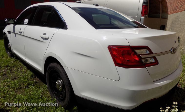 image for item DE7719 2013 Ford Taurus Police Interceptor