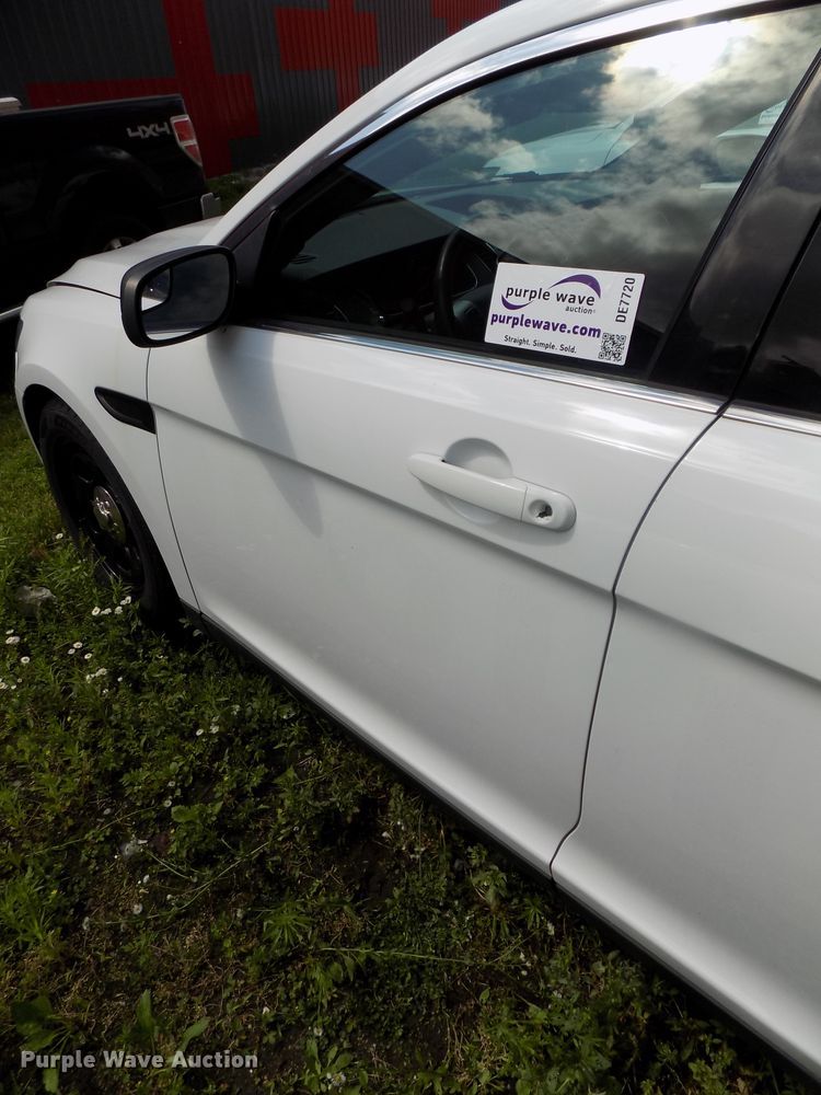 image for item DE7720 2013 Ford Taurus Police Interceptor