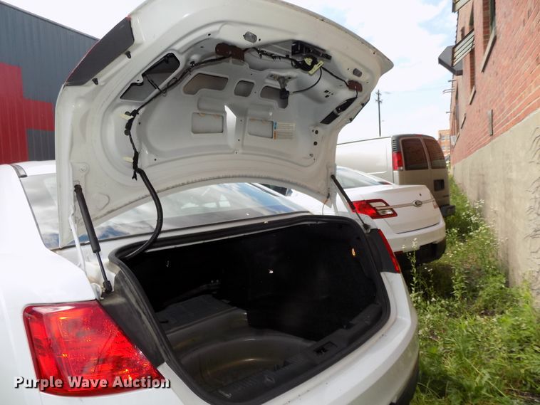 image for item DE7720 2013 Ford Taurus Police Interceptor