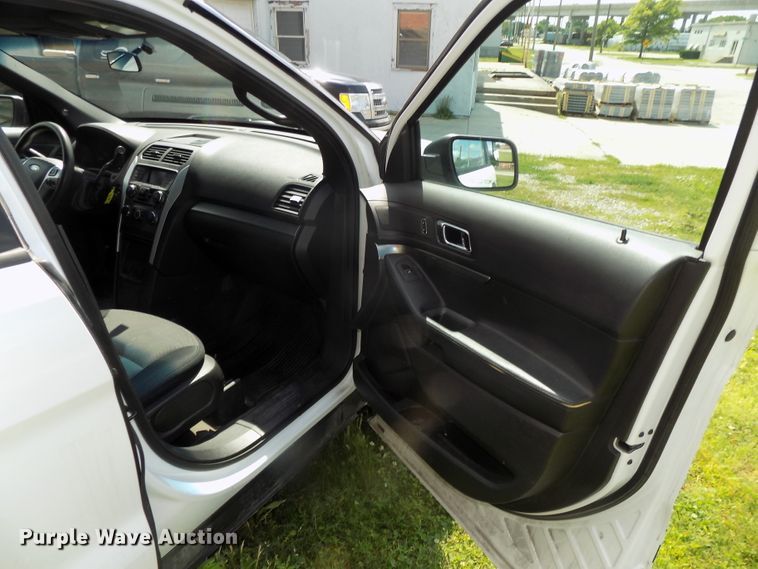 image for item DE7721 2013 Ford Explorer Police Interceptor SUV