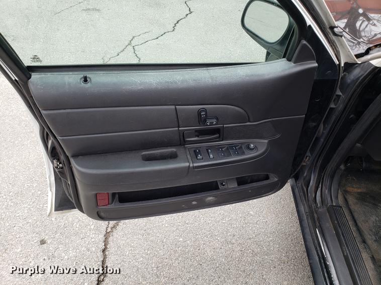 image for item DF3350 2011 Ford Crown Victoria Police Interceptor