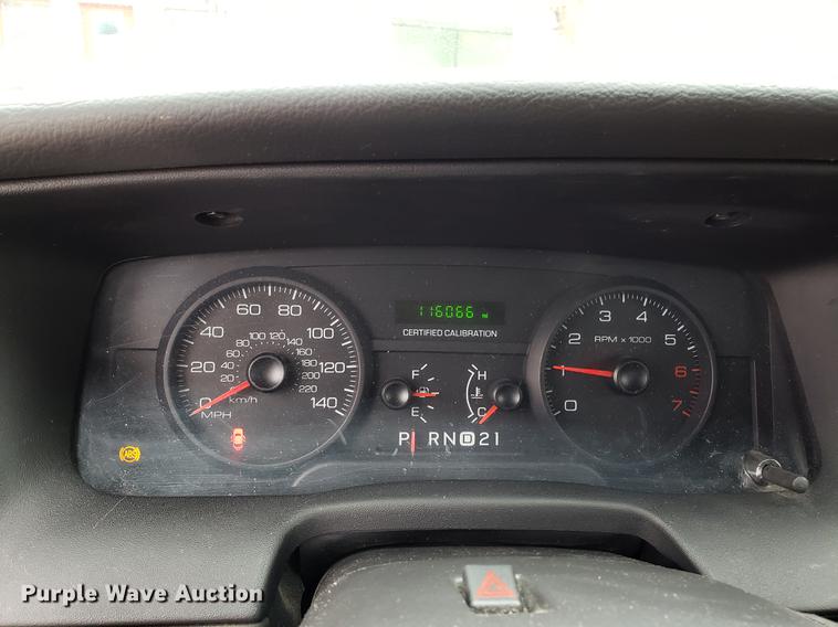 image for item DF3350 2011 Ford Crown Victoria Police Interceptor