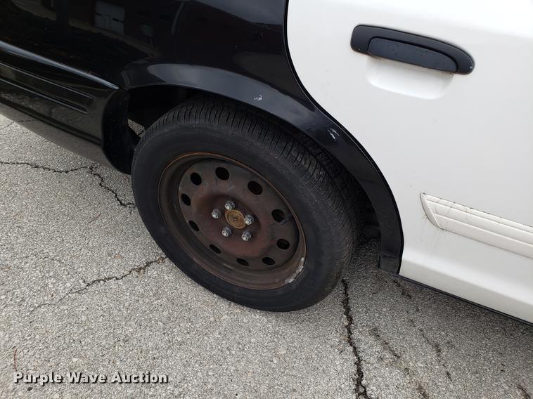 image for item DF3350 2011 Ford Crown Victoria Police Interceptor