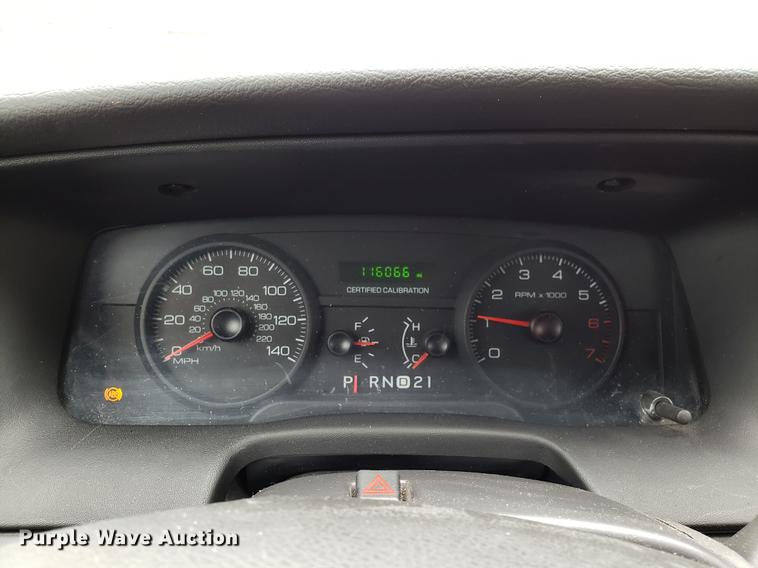 image for item DF3350 2011 Ford Crown Victoria Police Interceptor