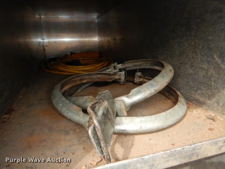 image for item DF7765 2007 International 7400 hydrovac truck