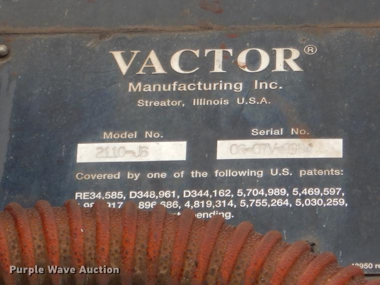 image for item DF7765 2007 International 7400 hydrovac truck