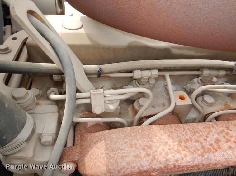 image for item DF7765 2007 International 7400 hydrovac truck