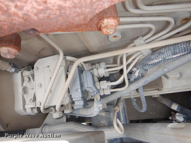 image for item DF7765 2007 International 7400 hydrovac truck