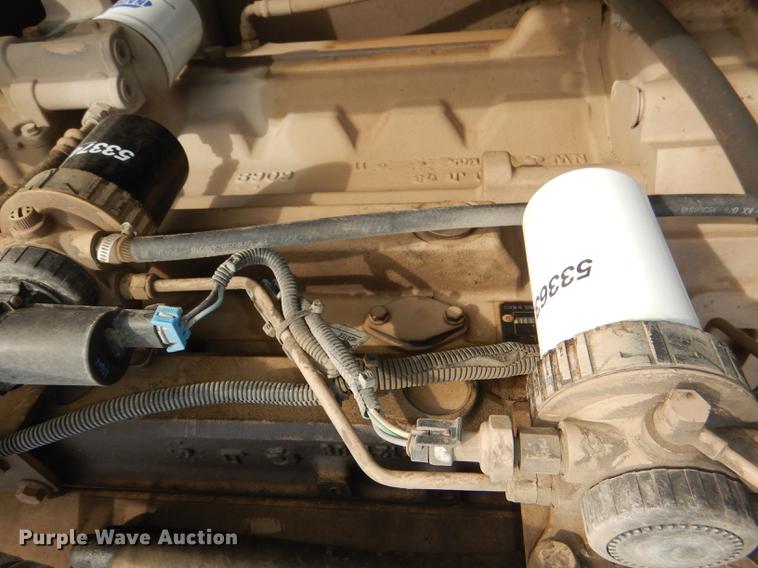 image for item DF7765 2007 International 7400 hydrovac truck