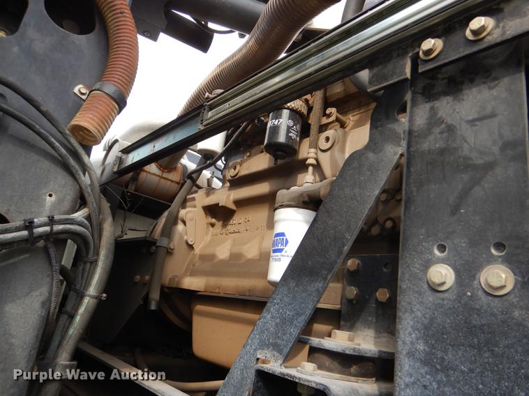 image for item DF7765 2007 International 7400 hydrovac truck