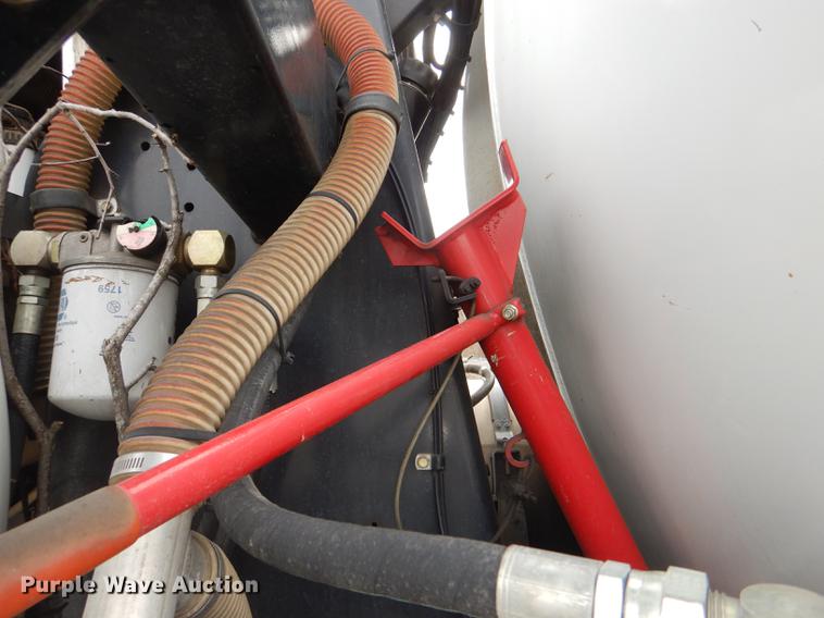 image for item DF7765 2007 International 7400 hydrovac truck