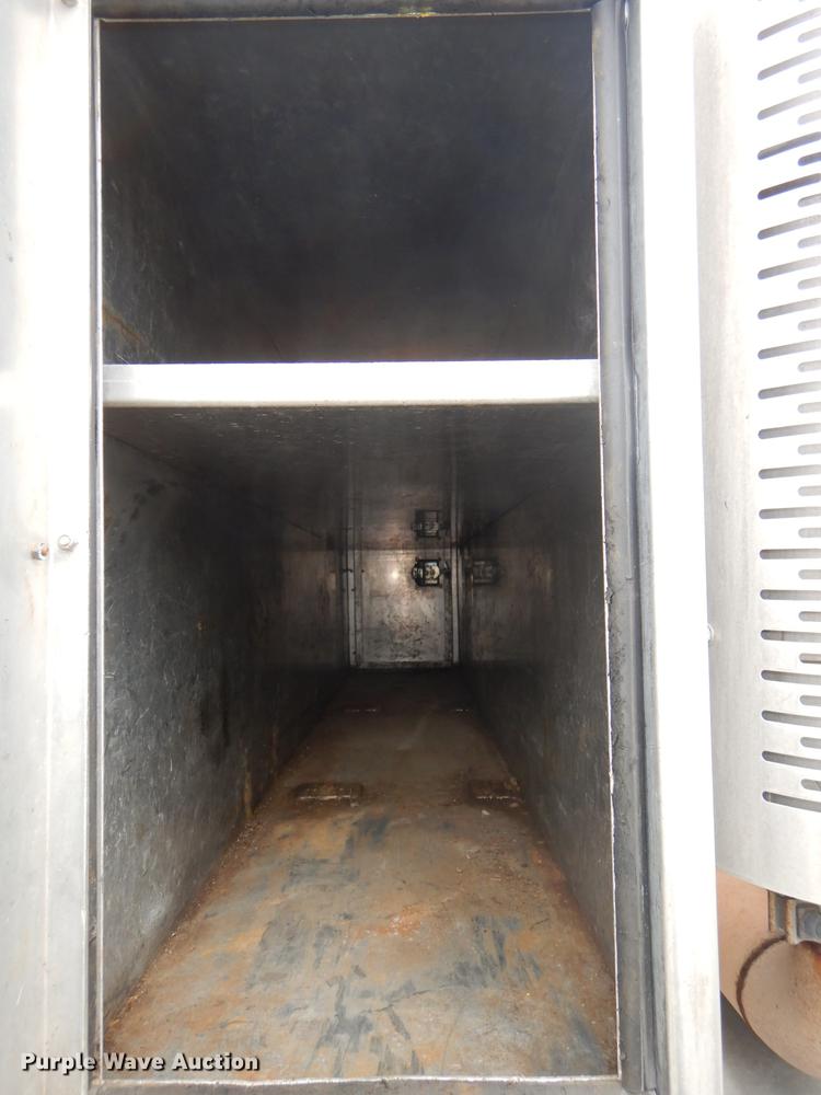 image for item DF7765 2007 International 7400 hydrovac truck