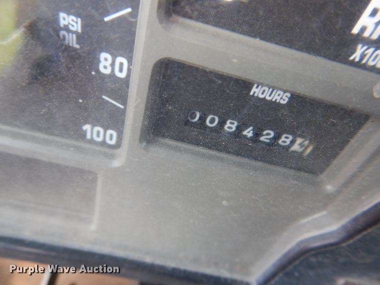 image for item DG1110 1997 International 4900 dump truck