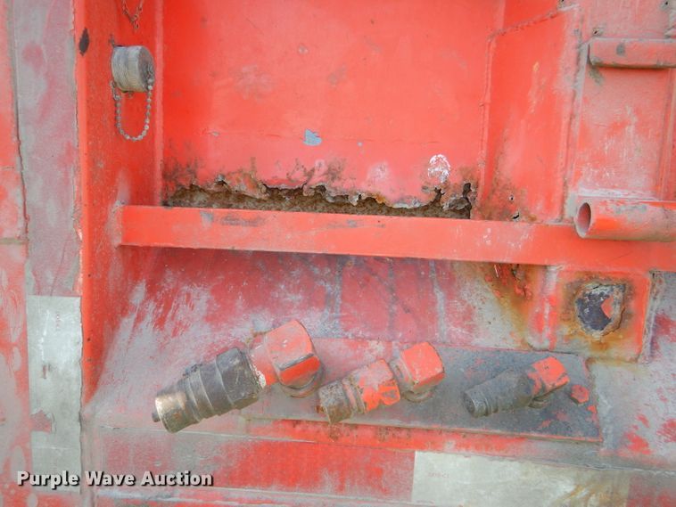 image for item DG1110 1997 International 4900 dump truck