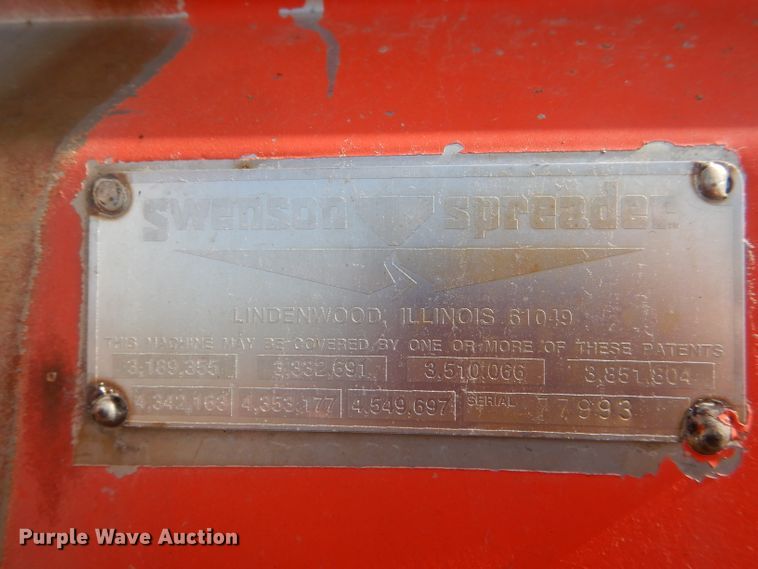 image for item DG1110 1997 International 4900 dump truck