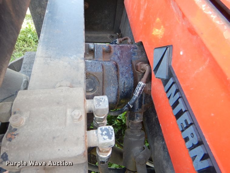 image for item DG1110 1997 International 4900 dump truck