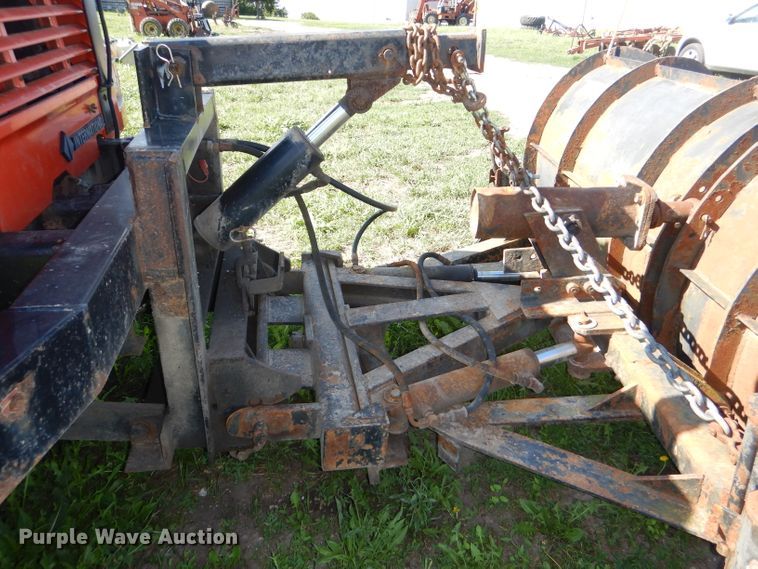 image for item DG1110 1997 International 4900 dump truck