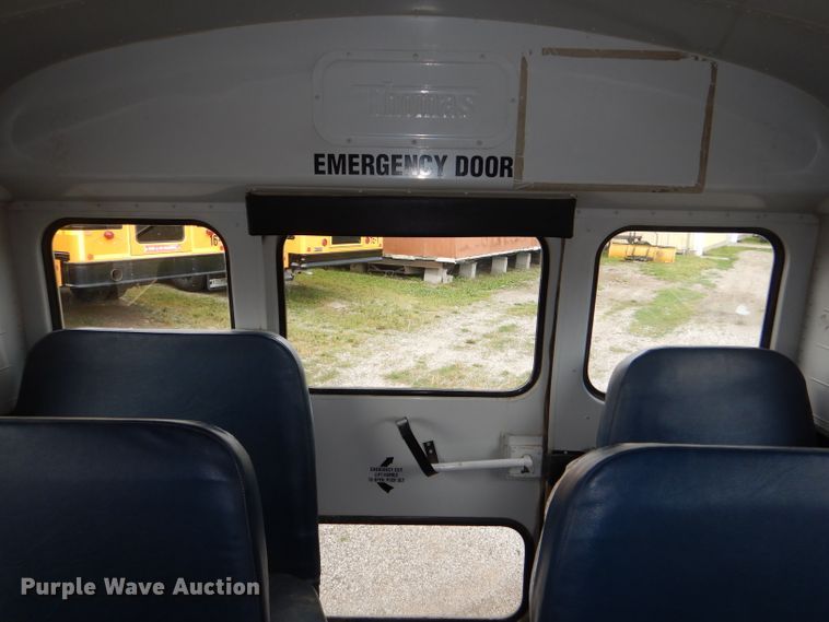 image for item DG1136 1999 International 3800 school bus