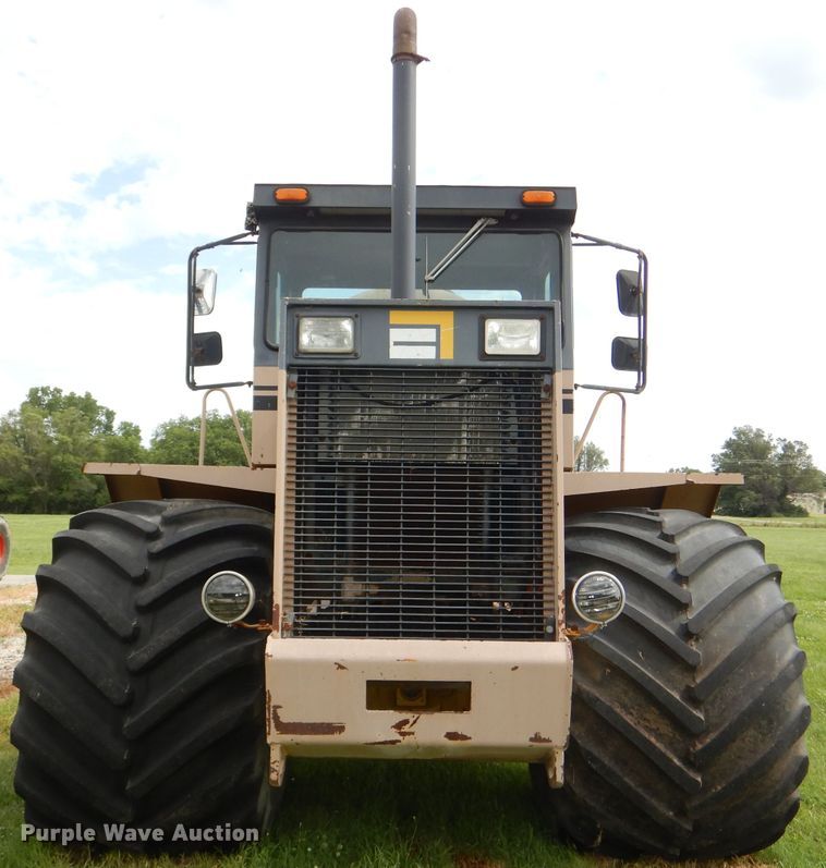 image for item DG1139 1990 Ag-Chem TerraGator 004 manure spreader