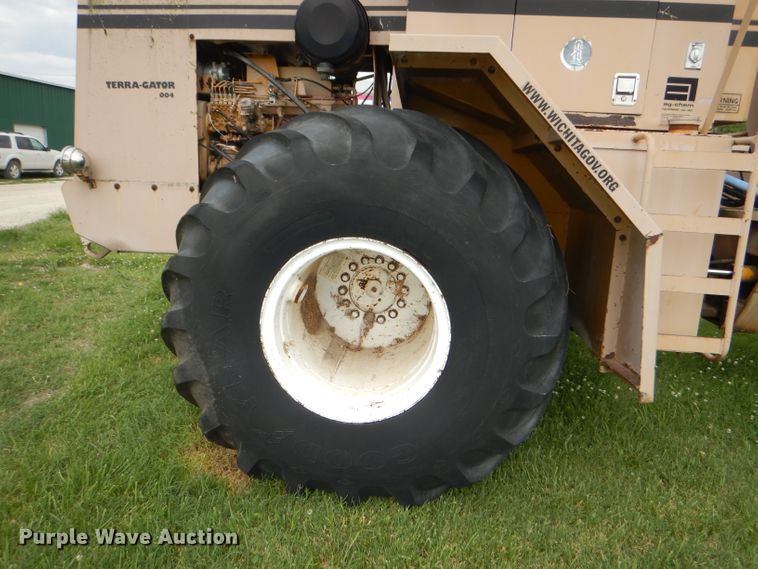 image for item DG1139 1990 Ag-Chem TerraGator 004 manure spreader