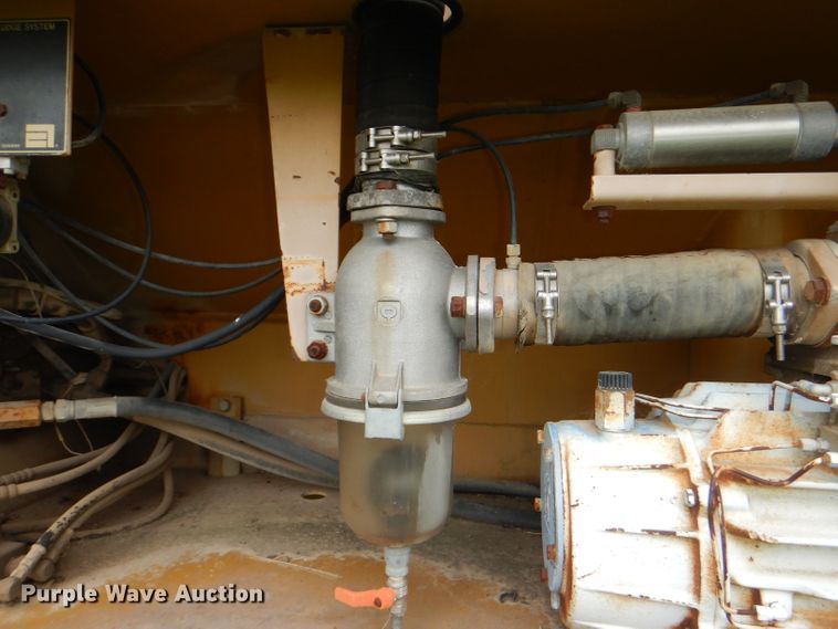 image for item DG1139 1990 Ag-Chem TerraGator 004 manure spreader