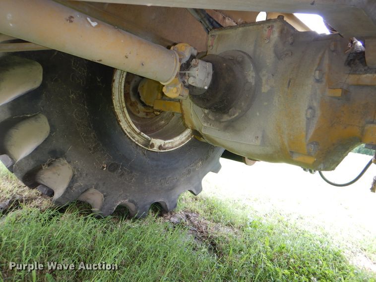 image for item DG1139 1990 Ag-Chem TerraGator 004 manure spreader