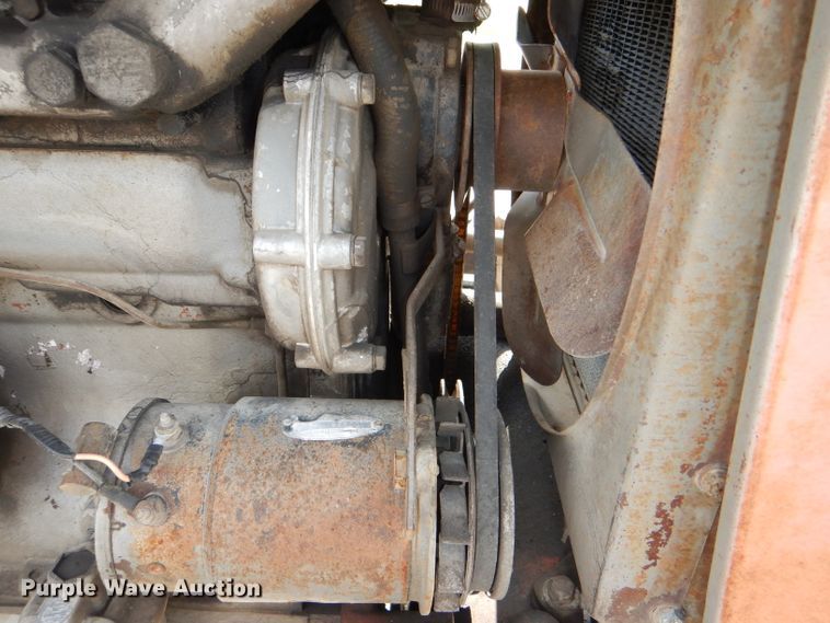 image for item DG1140 1974 Massey-Ferguson 165 tractor