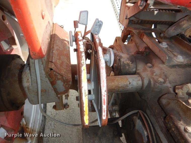 image for item DG1140 1974 Massey-Ferguson 165 tractor