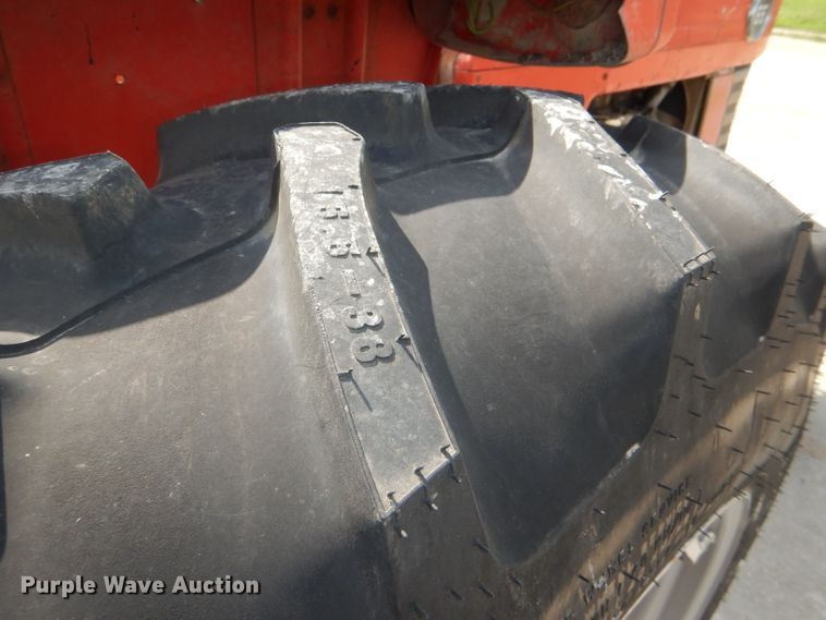 image for item DG1140 1974 Massey-Ferguson 165 tractor