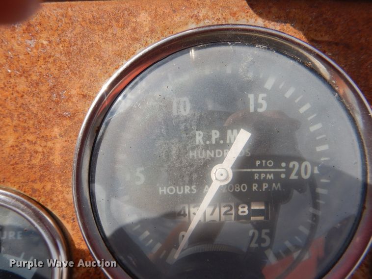 image for item DG1140 1974 Massey-Ferguson 165 tractor