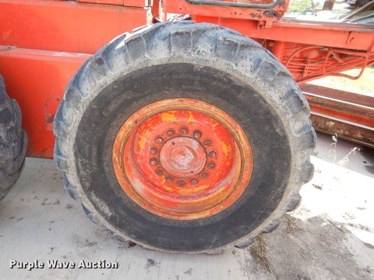 image for item DG1141 1980 John Deere 670A motor grader