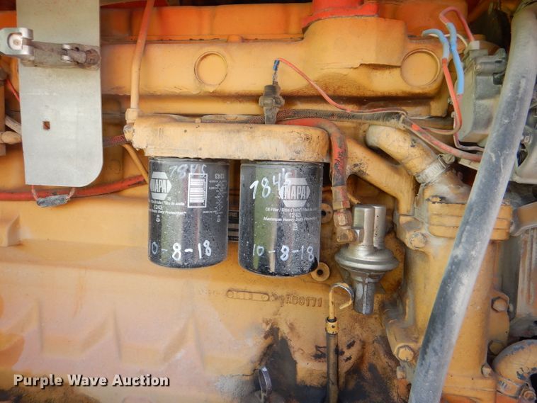 image for item DG1141 1980 John Deere 670A motor grader