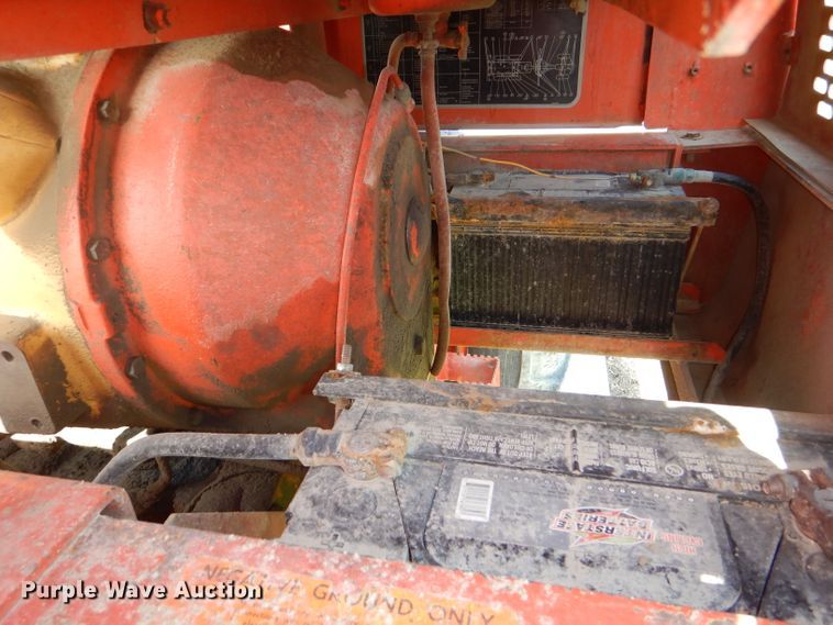 image for item DG1141 1980 John Deere 670A motor grader