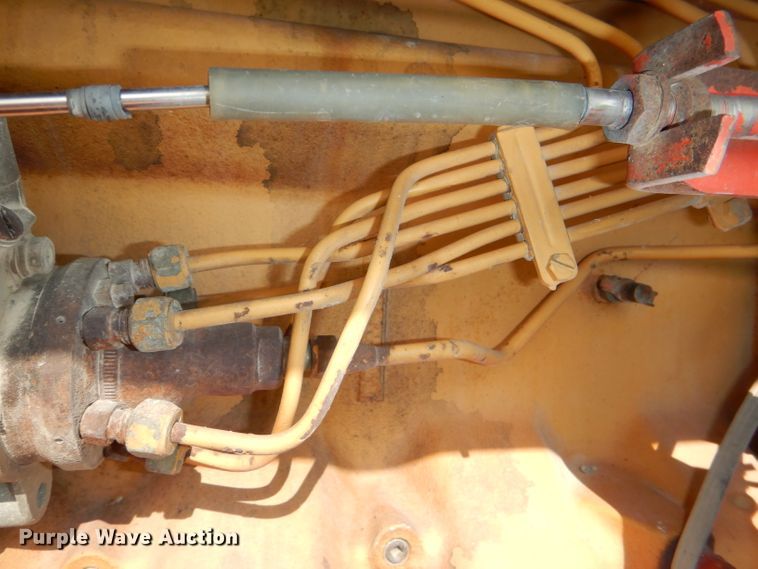 image for item DG1141 1980 John Deere 670A motor grader