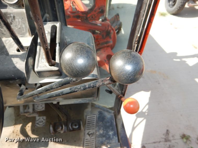 image for item DG1141 1980 John Deere 670A motor grader