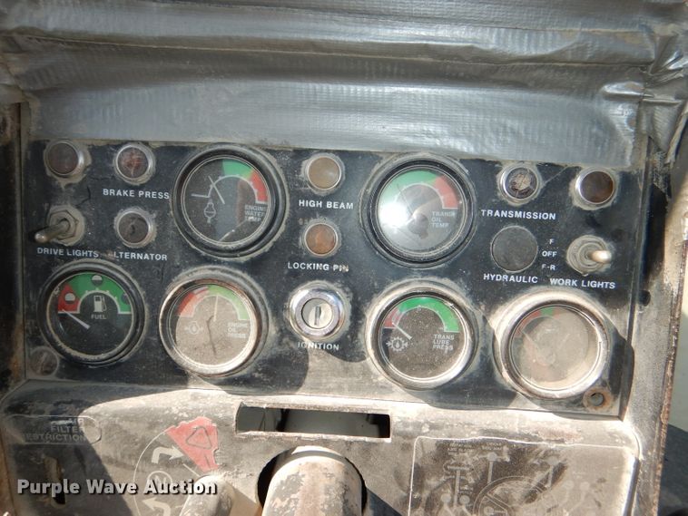 image for item DG1141 1980 John Deere 670A motor grader