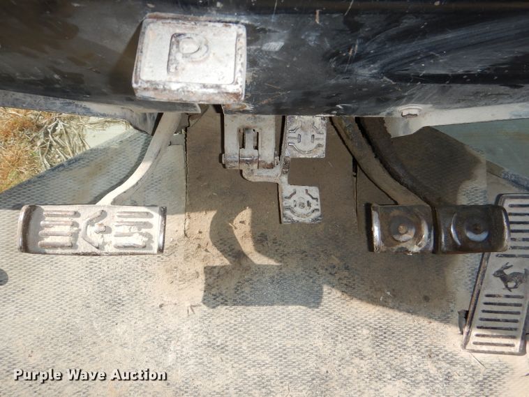 image for item DG1141 1980 John Deere 670A motor grader