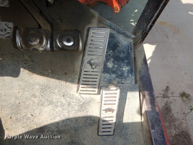 image for item DG1141 1980 John Deere 670A motor grader