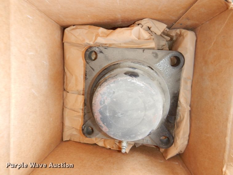 image for item DG1142 2000 Johnston 3000 street sweeper