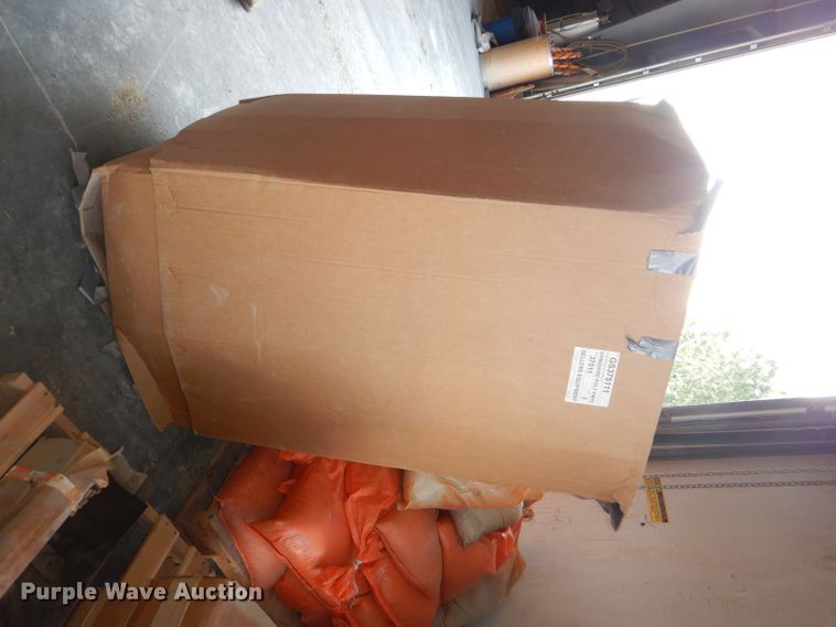 image for item DG1142 2000 Johnston 3000 street sweeper