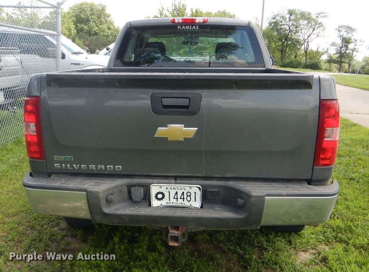 image for item DG4780 2011 Chevrolet Silverado 1500 Ext. Cab pickup truck