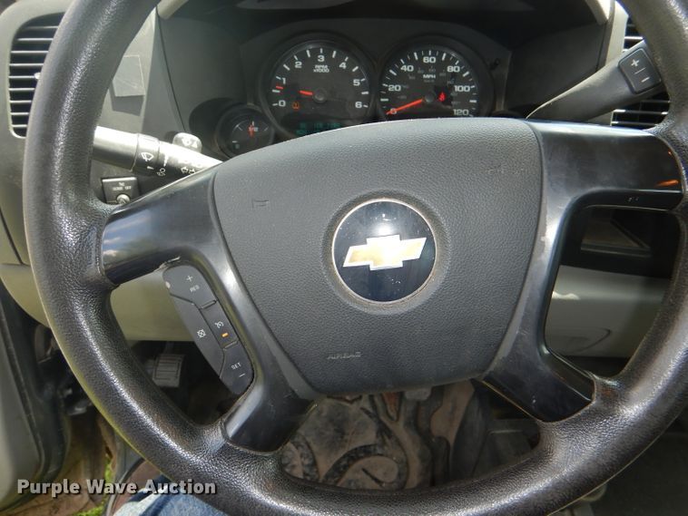 image for item DG4780 2011 Chevrolet Silverado 1500 Ext. Cab pickup truck