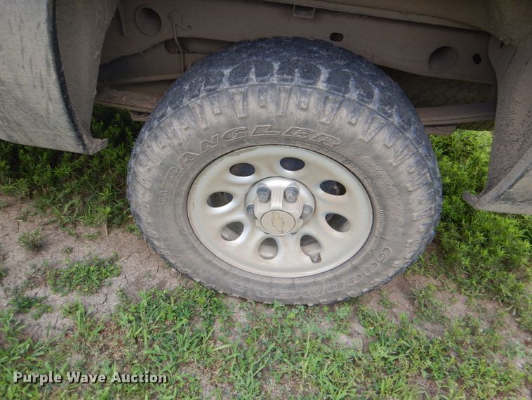 image for item DG4780 2011 Chevrolet Silverado 1500 Ext. Cab pickup truck