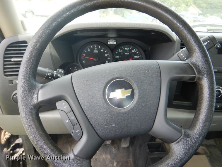 image for item DG4795 2011 Chevrolet Silverado 1500 Ext. Cab pickup truck