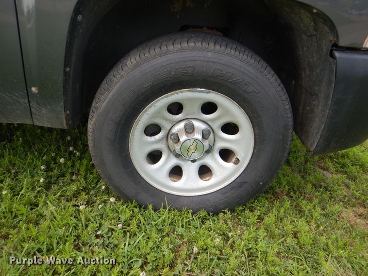 image for item DG4795 2011 Chevrolet Silverado 1500 Ext. Cab pickup truck