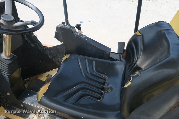 image for item EA9309 Dynapac CA262D single drum vibratory roller